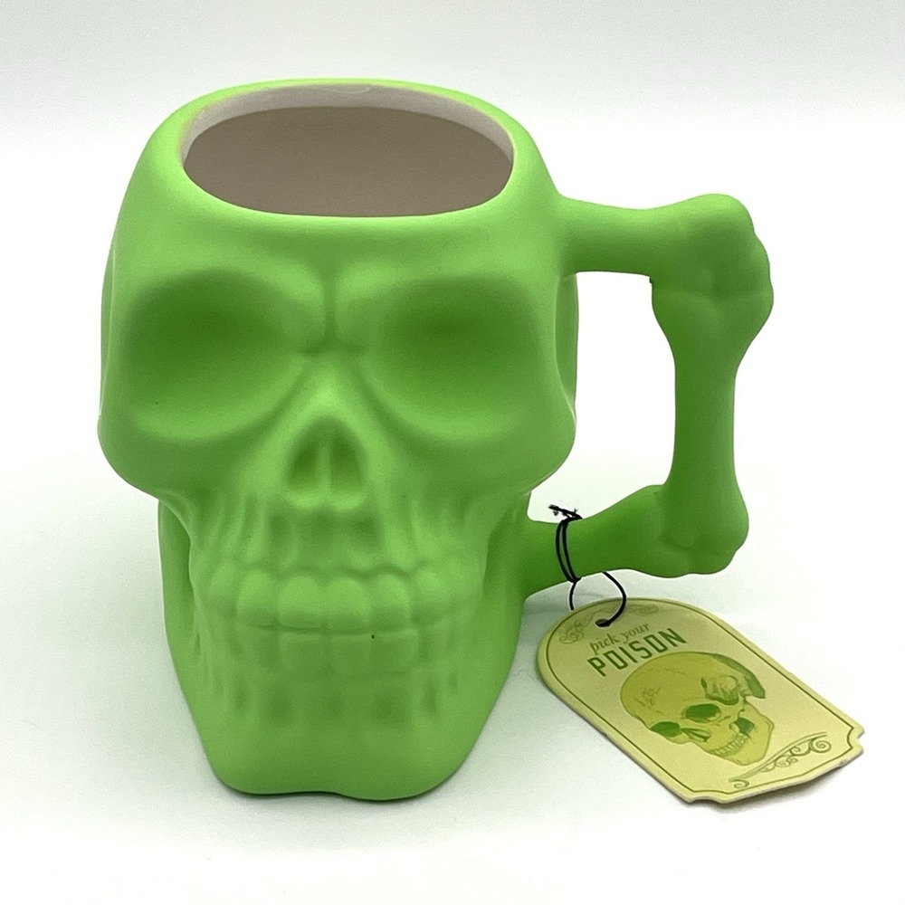 NWT Soft Touch Skull 3D 14oz Ceramic Mug Halloween Green Gift Goth Punk Emo